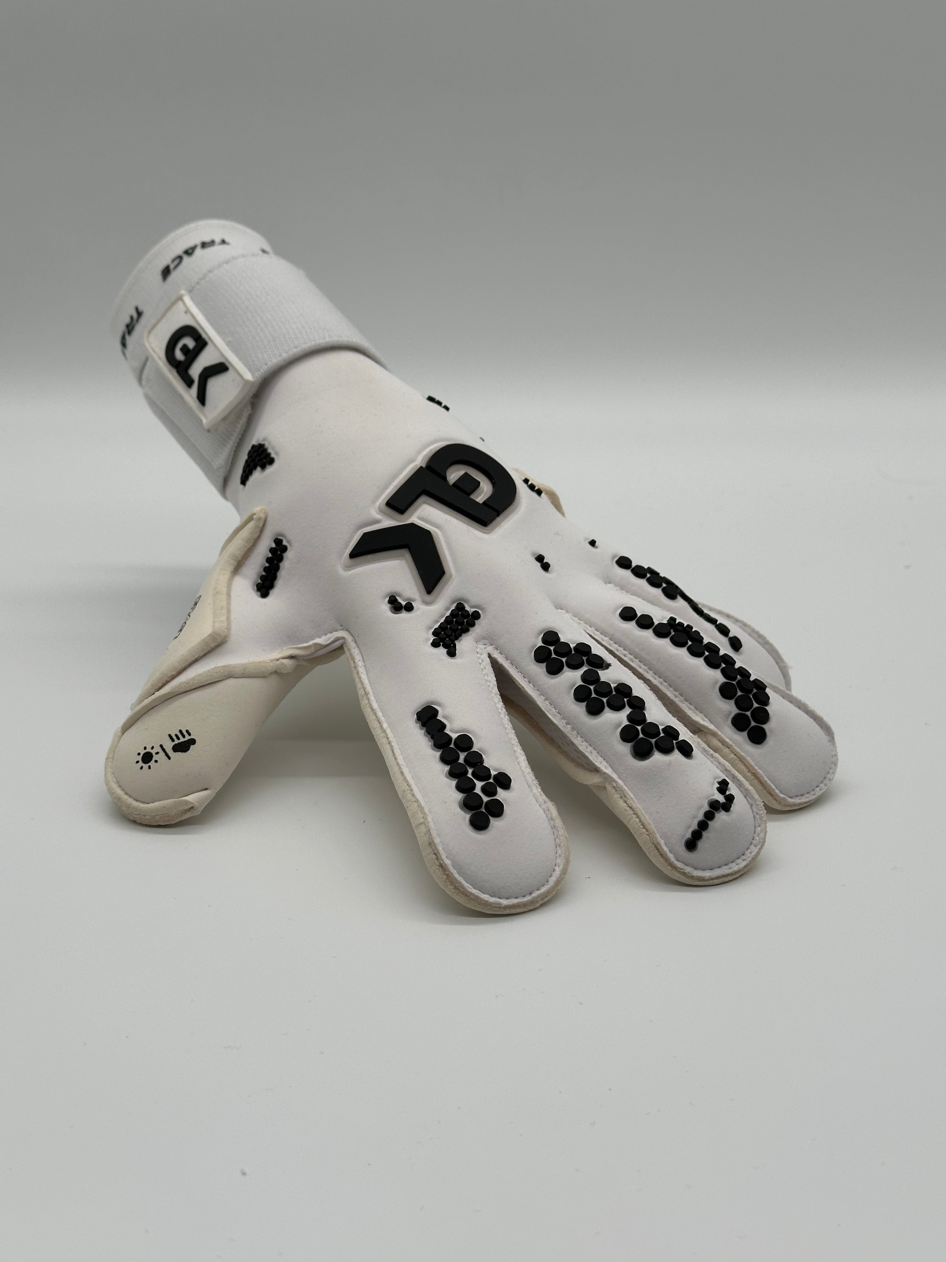 E-Trace White