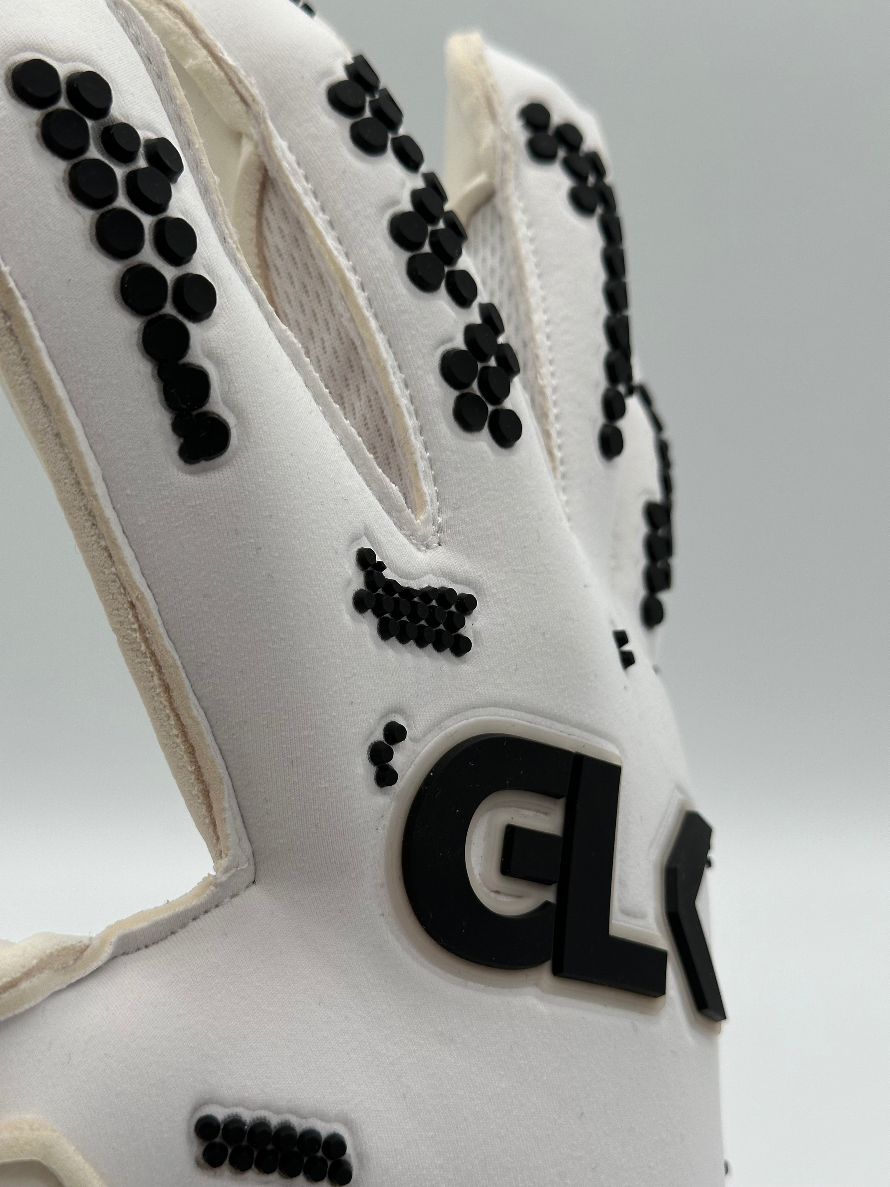 E-Trace White